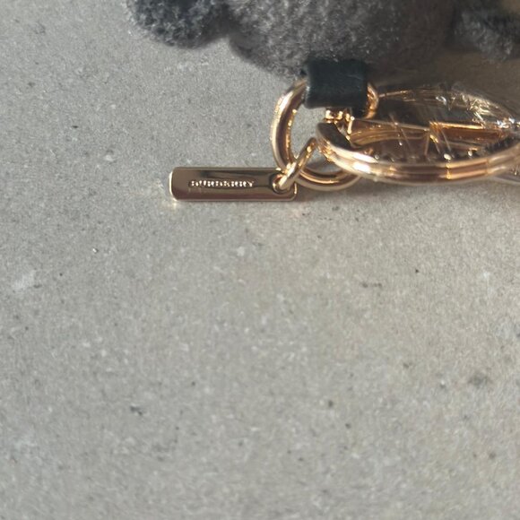 Burberry Keychain Thomas Bear With heart sweater Birthday Day Gift Idea - Picture 12 of 12